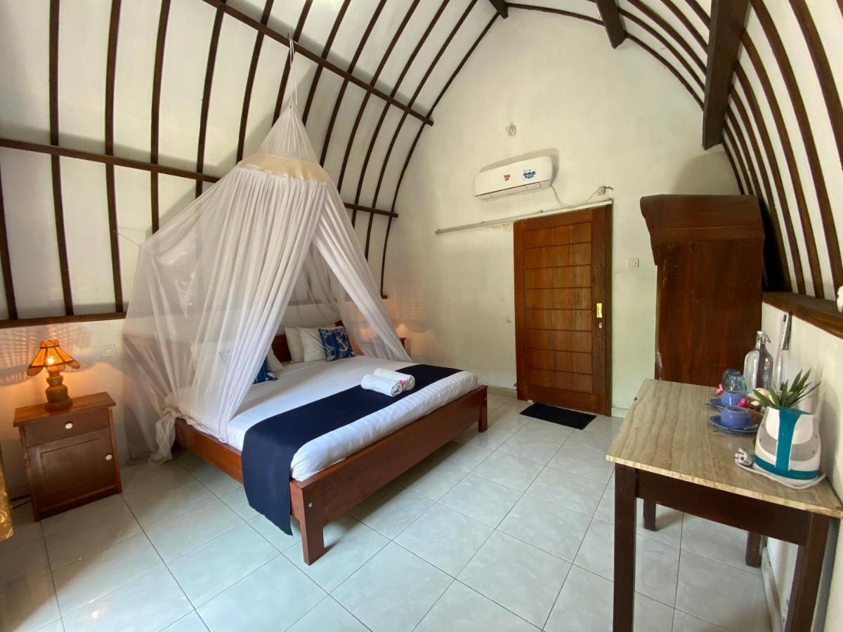 Mustika Ocean Lodge Гили Еър Екстериор снимка