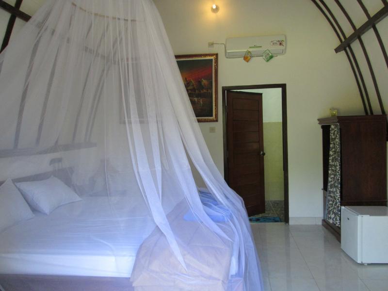 Mustika Ocean Lodge Гили Еър Екстериор снимка